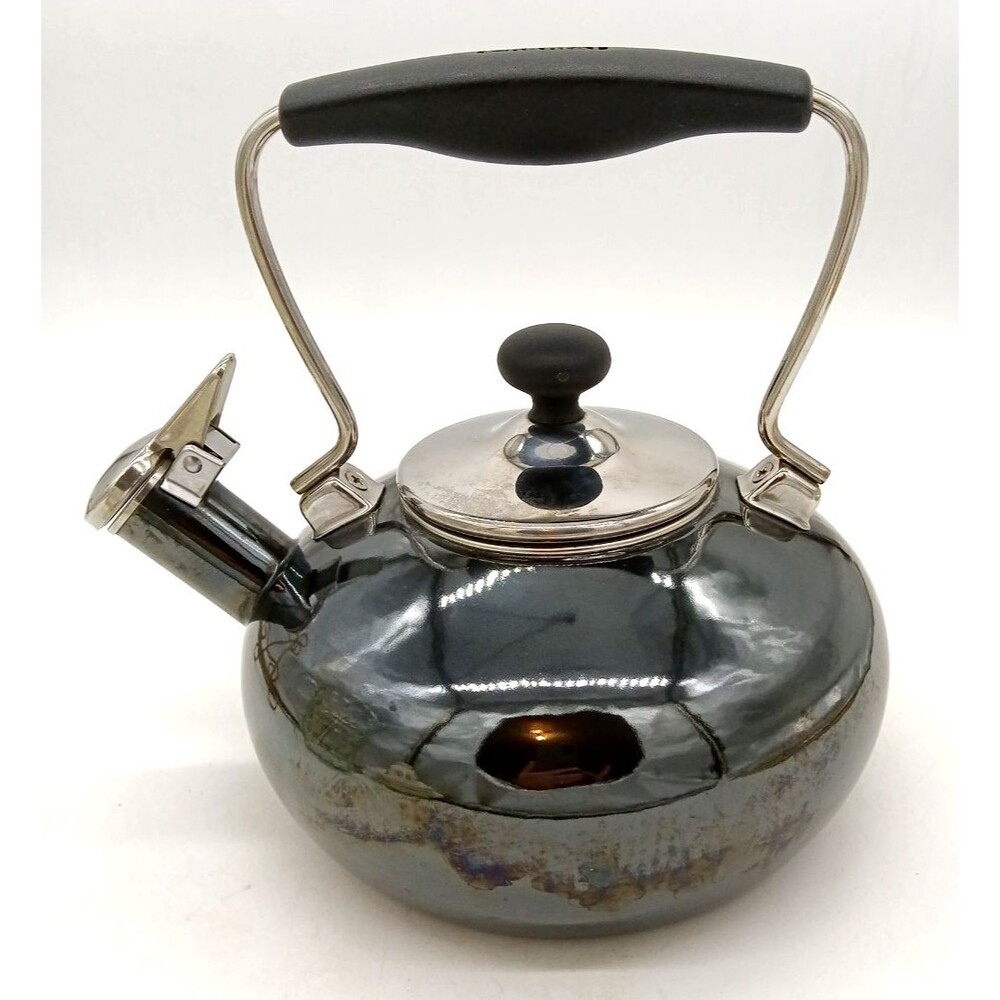 Chantal Whistling Tea Kettle Teapot  Metallic Black/Onyx Enamel 2 Qt